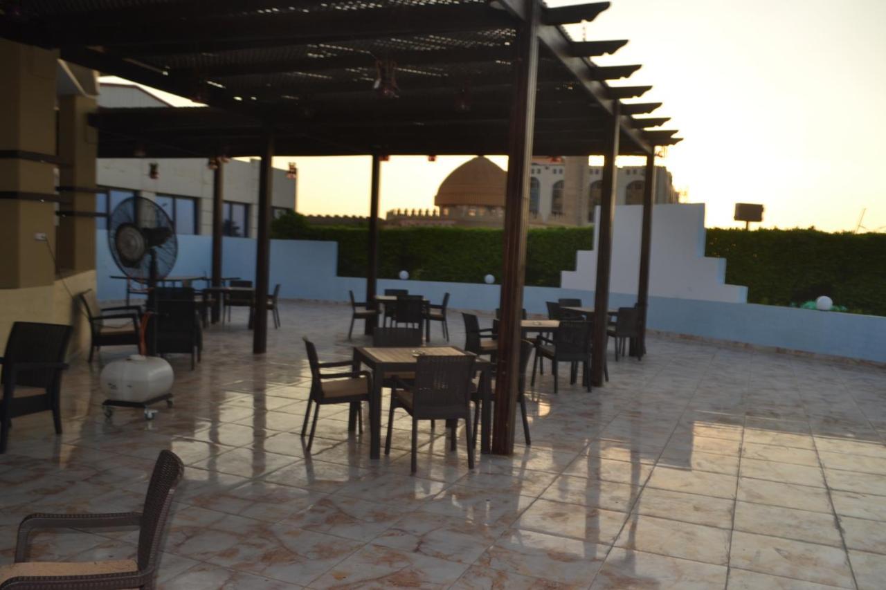 Green Desert Sadat City Exterior photo