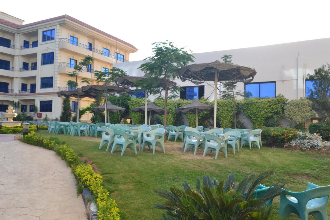 Green Desert Sadat City Exterior photo